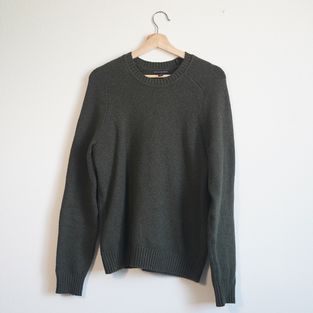 Banana Republic Dark Green Knit Sweater
